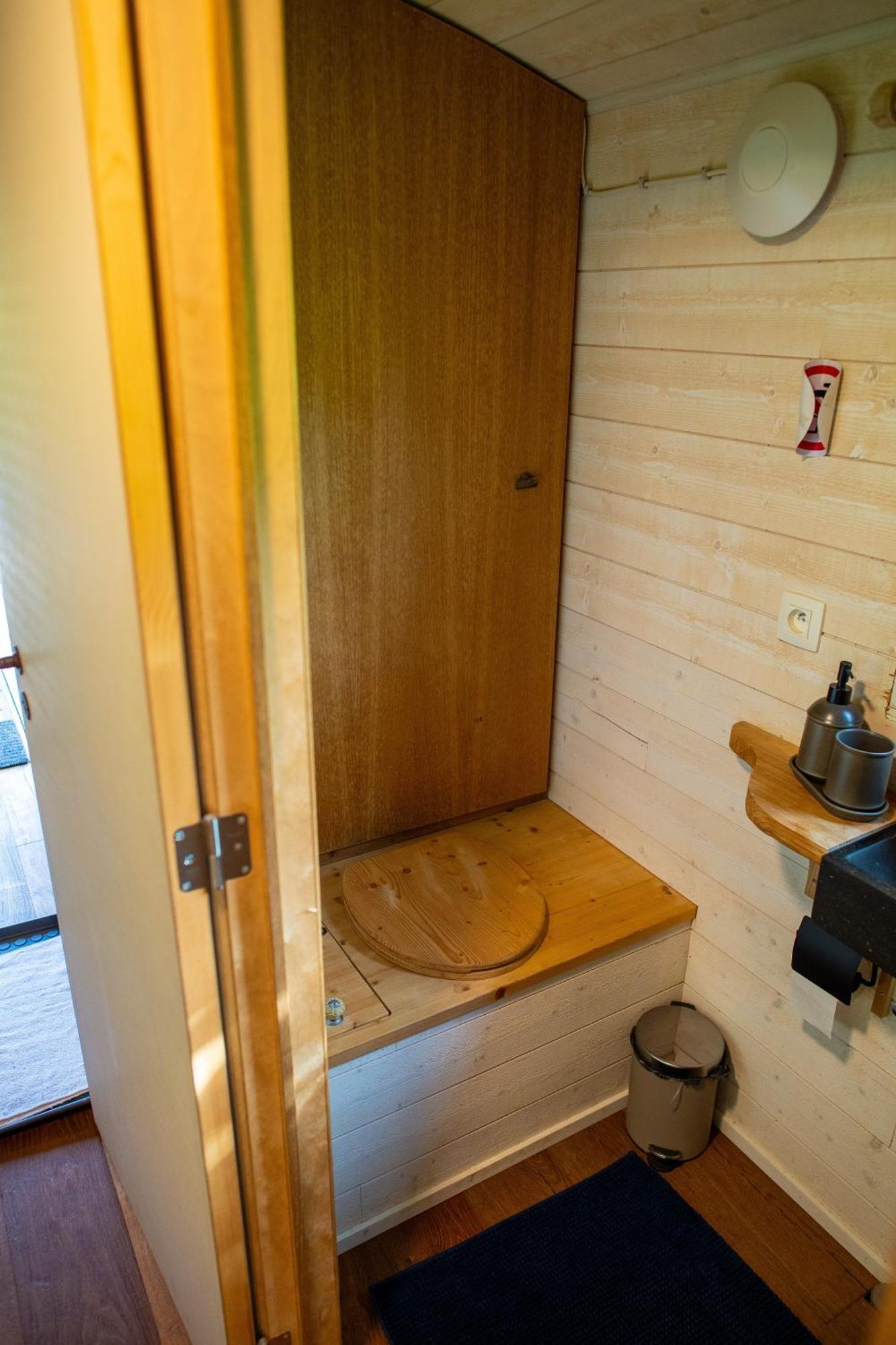 La Tiny House De La Bergerie Βίλα Lierneux Εξωτερικό φωτογραφία